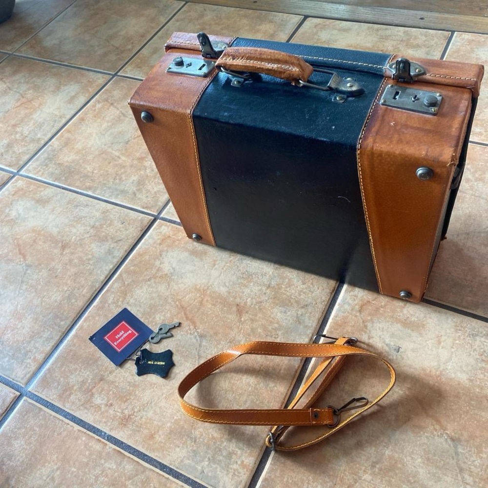 Vintage 1990s Brown and Black Leather Mini Suitcase - Picture 4 of 6